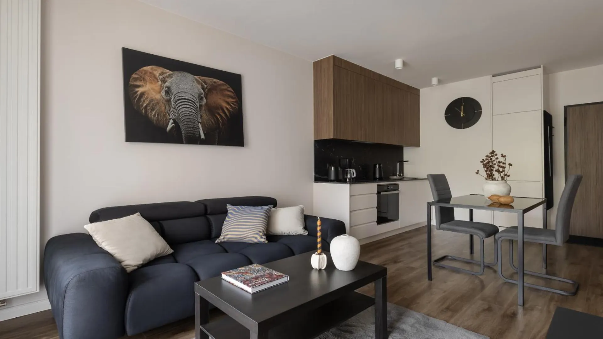 Scala Apartamenty By Moderna Profit- Lakowa 60G contacts